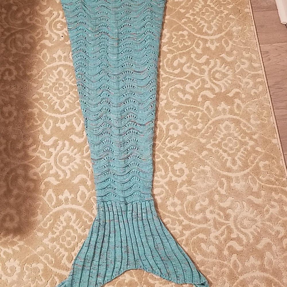 Beautiful cozy wearable mermaid blanket